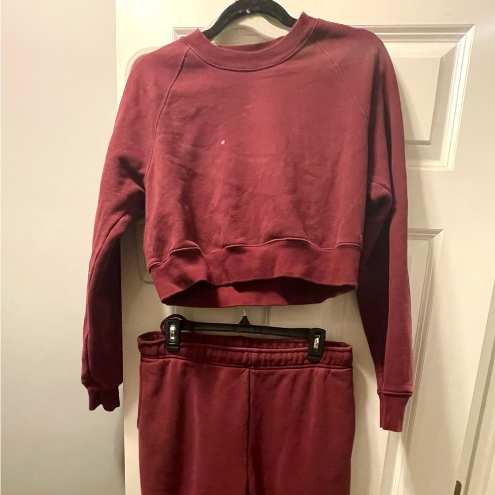 Aritzia TNA Cozy Fleece Sweatsuit